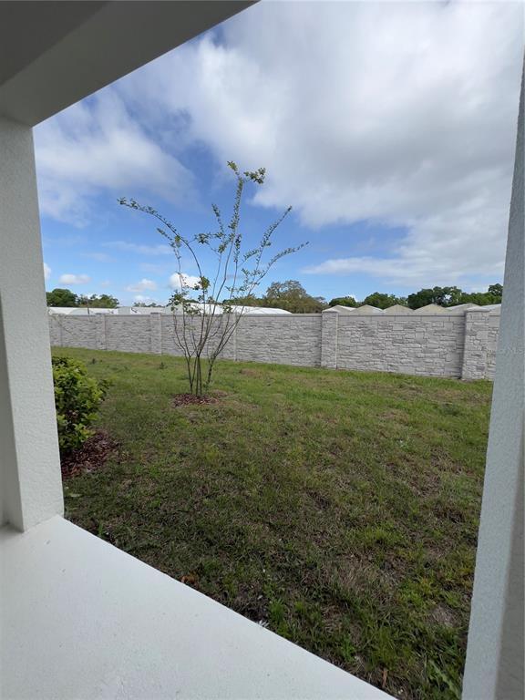 Building Photo - 471 Thompson Vlg Ave