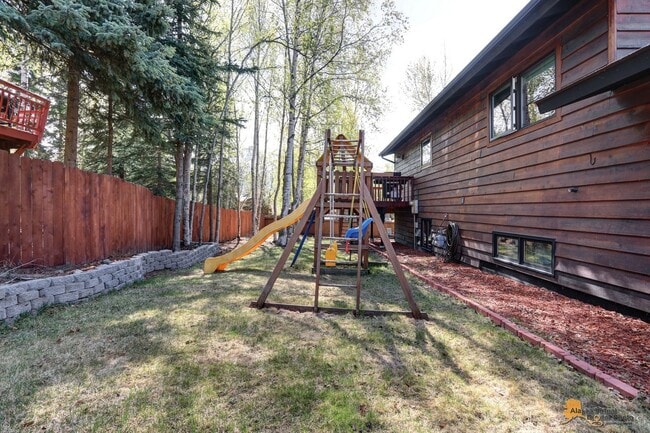 Building Photo - Birch Lane in Eagle River