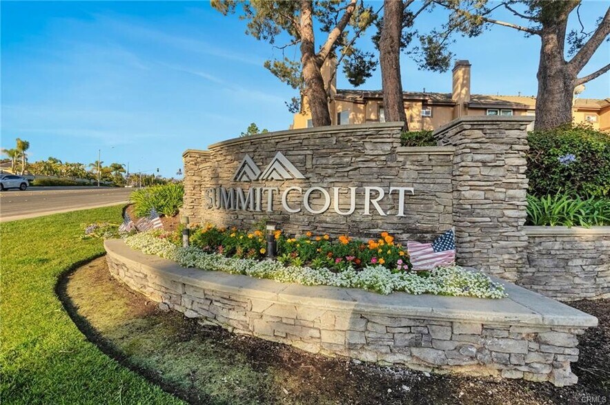 Building Photo - 922 S Country Glen Way