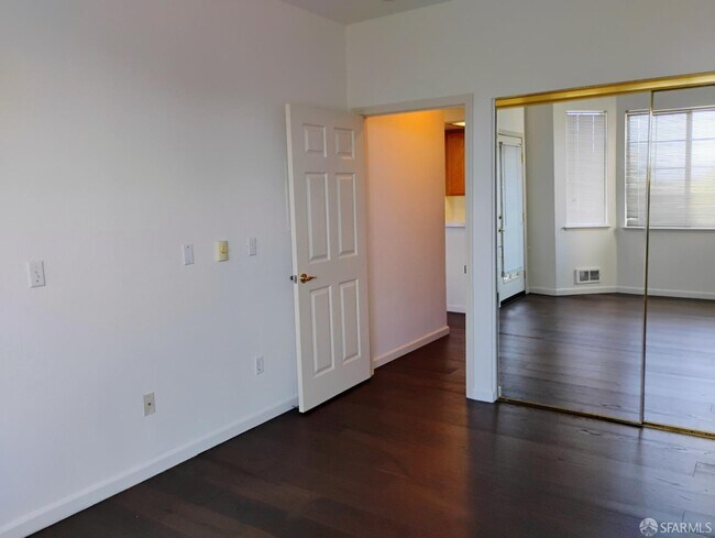 Building Photo - 2902 Hastings Shore Ln