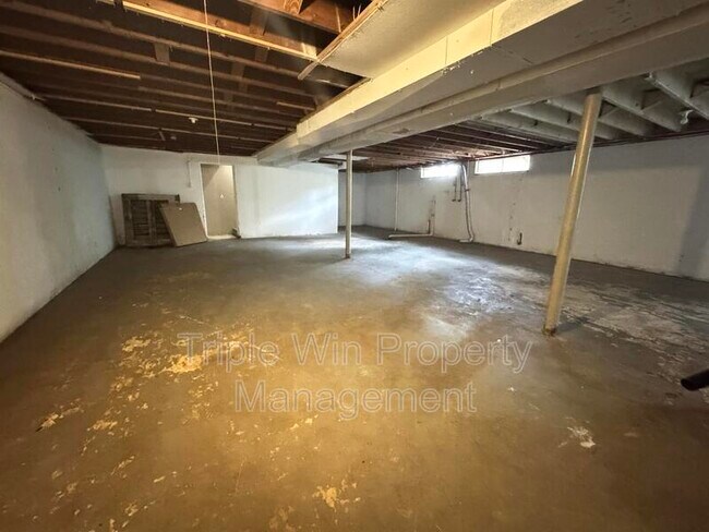 Building Photo - 11930 N Ranch Dr