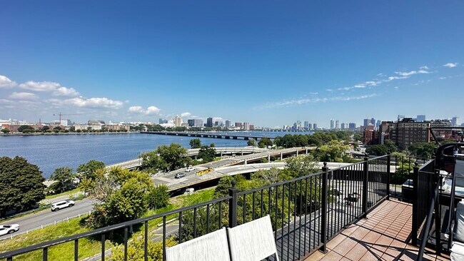 Building Photo - 29 Bay State Rd