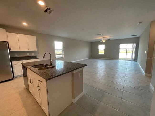 Building Photo - 31875 Sun Kettle Lp