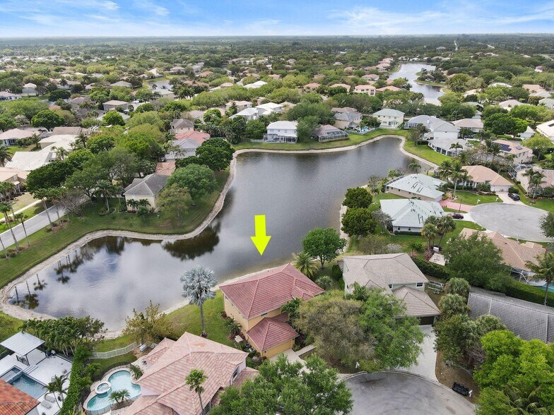 Building Photo - 207 Banyanwood Pt