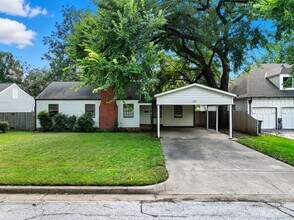 Building Photo - Charming 3-Bedroom Near Brookside & The Ga...