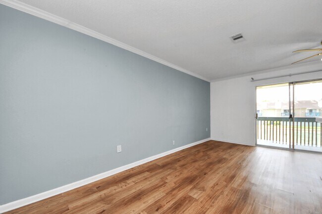 Building Photo - 250 El Dorado Blvd