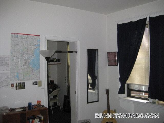 Building Photo - 33 Egremont Rd