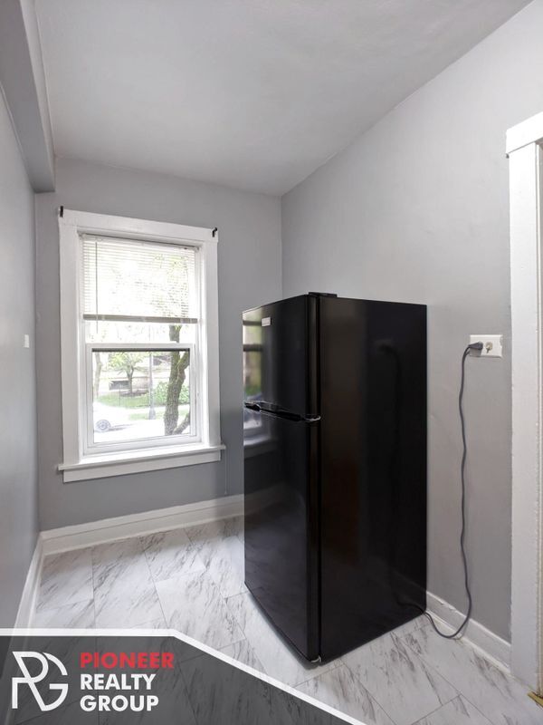 Building Photo - 4602 N Beacon St
