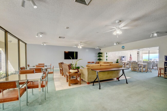 Building Photo - 3540 S Ocean Blvd