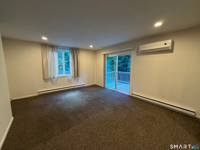 Building Photo - 8 Cawdor Burn Rd