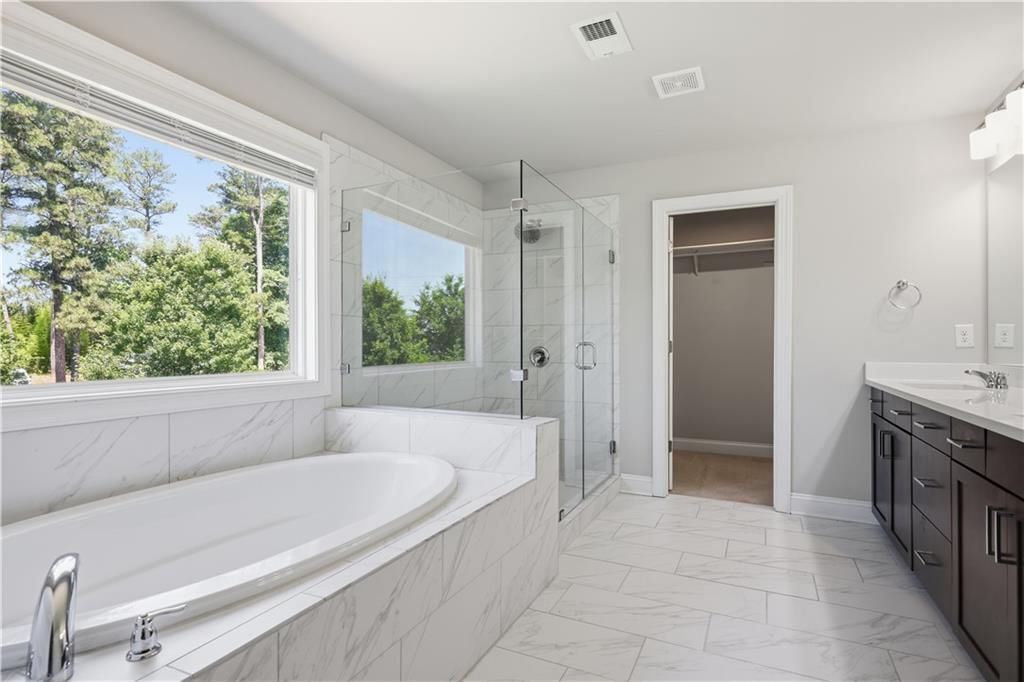 Building Photo - 781 Belerose Ln