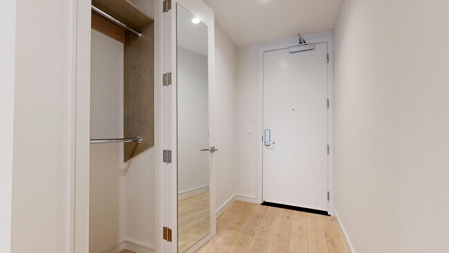 Building Photo - 606 Capp St
