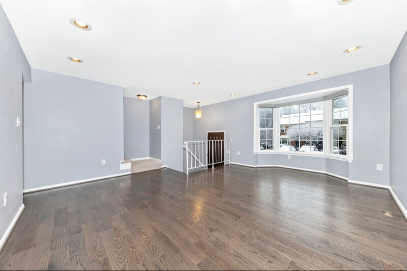 Building Photo - 10442 Malone Ct