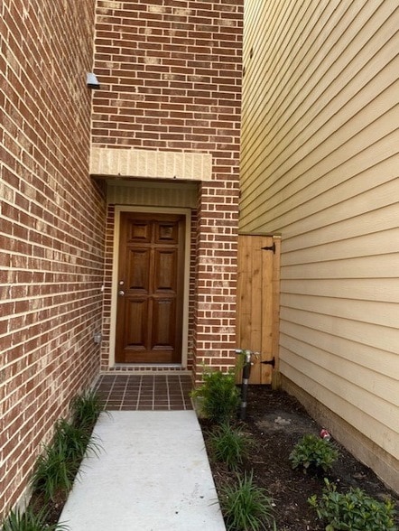 Building Photo - 11604 Main Cypress Dr