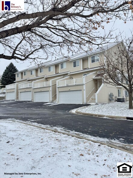 Building Photo - The Brittany's Apartments and Townhomes