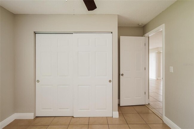 Building Photo - 441 Spike Ct