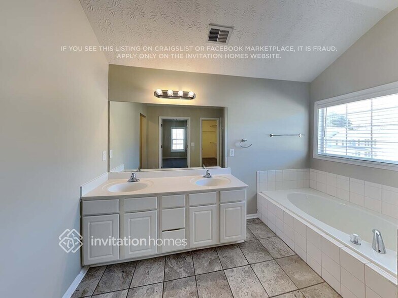 Building Photo - 3548 Butler Springs Trace