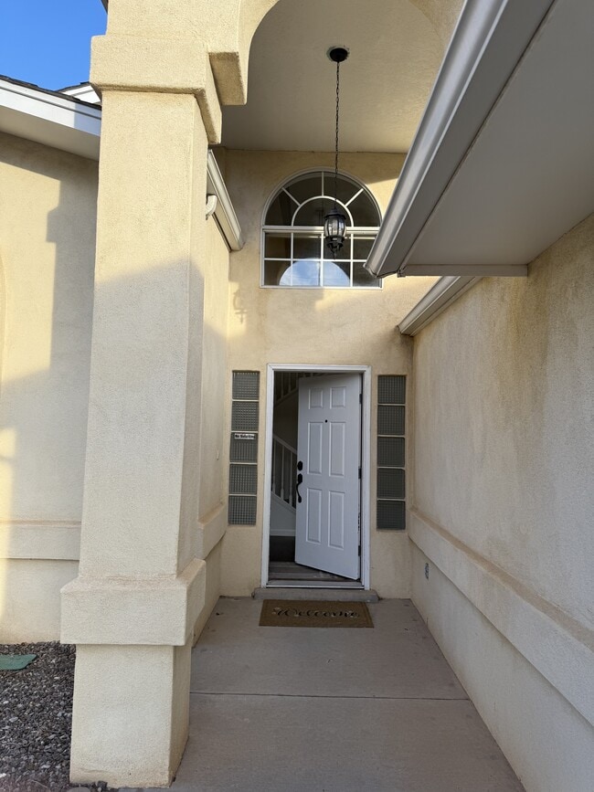 Building Photo - 10538 Olympic St NW