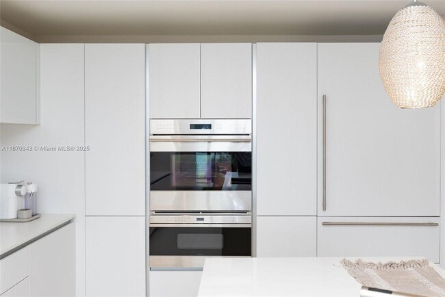 Building Photo - 2101 S Surf Rd