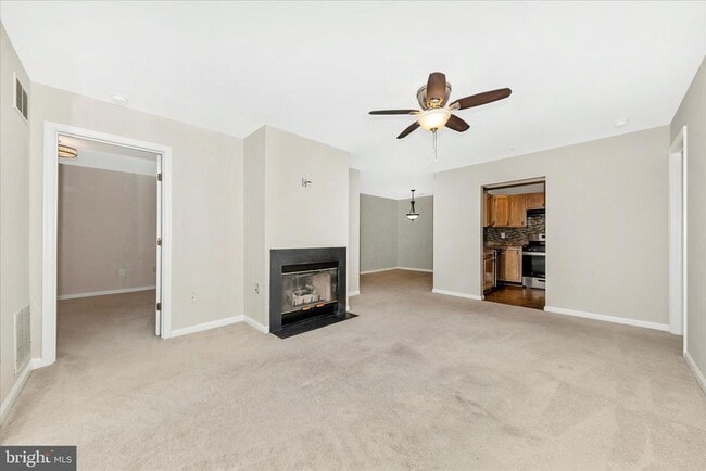 Building Photo - 13205 Cloppers Mill Dr