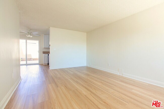 Building Photo - 2320 Clark Ln