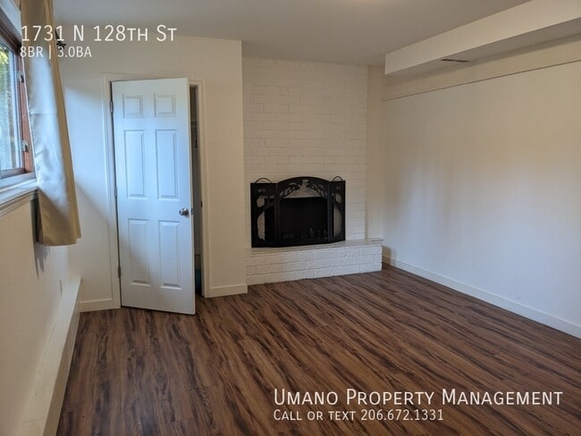 Building Photo - 1731 N 128th St