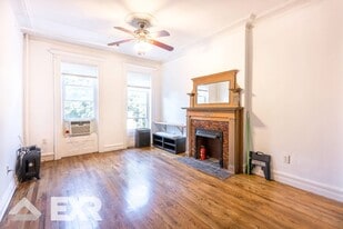 Building Photo - 401 Hancock St