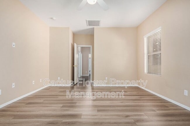 Building Photo - 6350 S Legend Ct