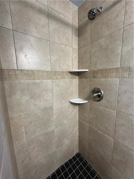 Building Photo - 1631 Feronia St