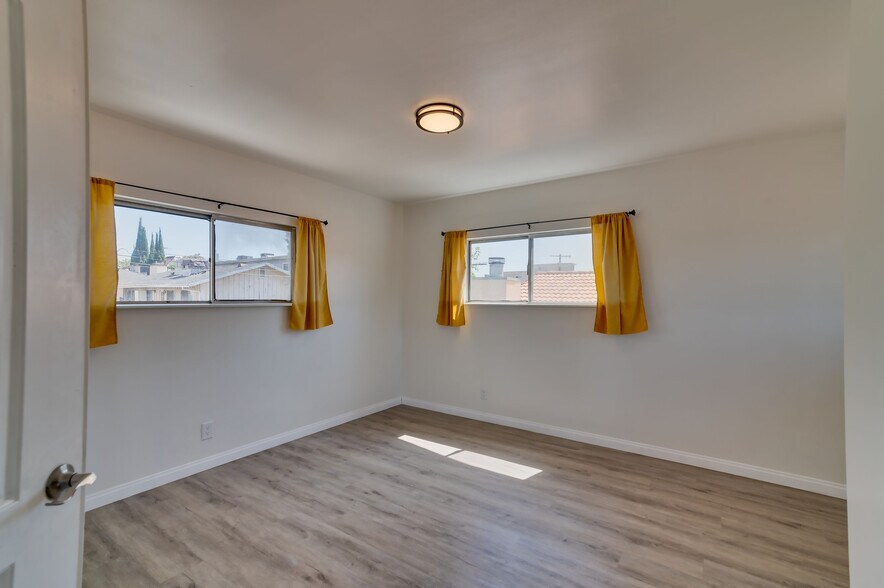 Building Photo - 15013 Hartsook St
