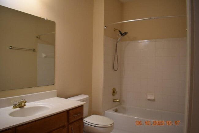 Building Photo - 2689 Heritage Oaks Cir