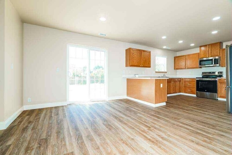Building Photo - 17407 17th Ave E