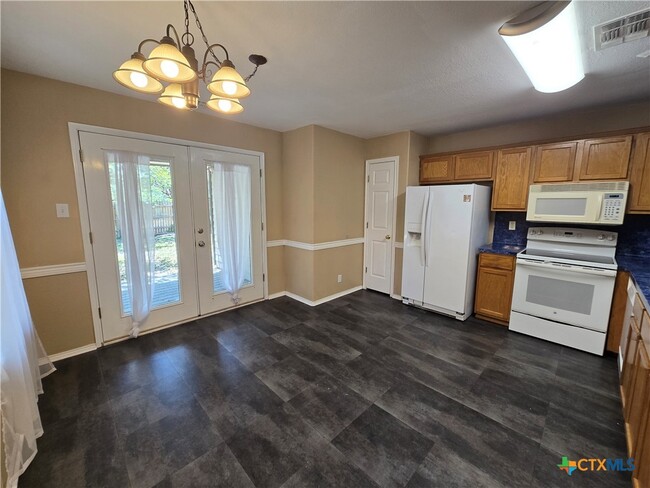 Building Photo - 2160 Cornerstone Dr