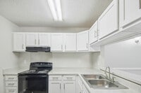 Building Photo - Rise Sunridge