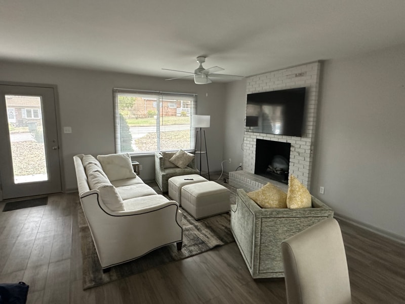 Building Photo - 1523 Robin Rd