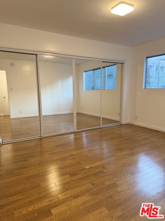 Building Photo - 6013 Carlton Way