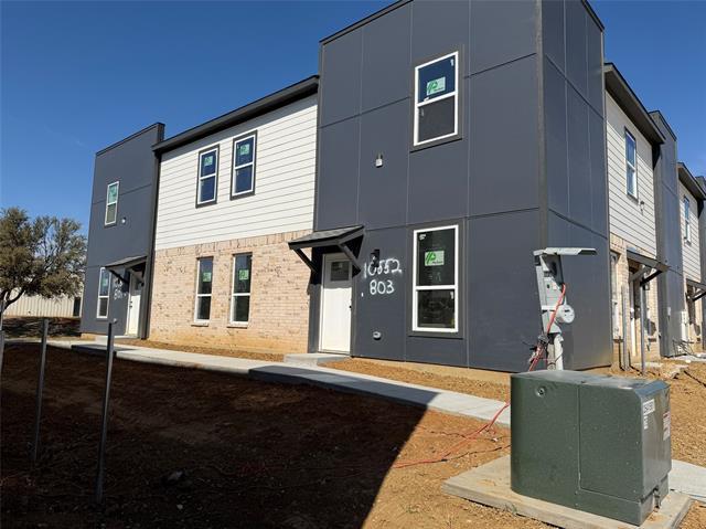 Building Photo - 10548 Tube Dr