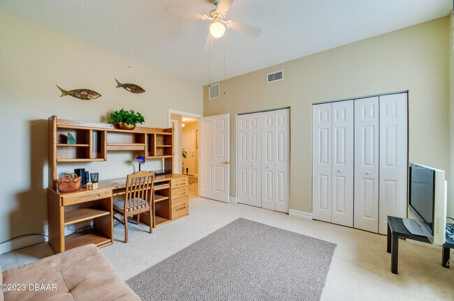 Building Photo - 3801 S Atlantic Ave