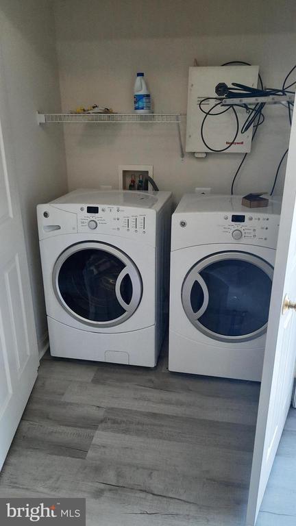 Building Photo - 7546 Stephen Dr