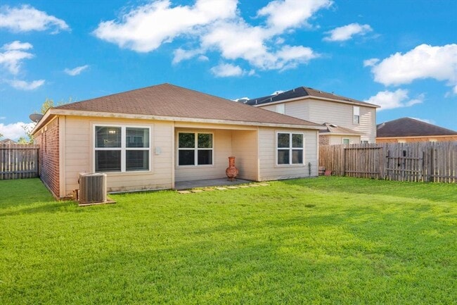 Building Photo - 316 Shoshone Ridge Dr
