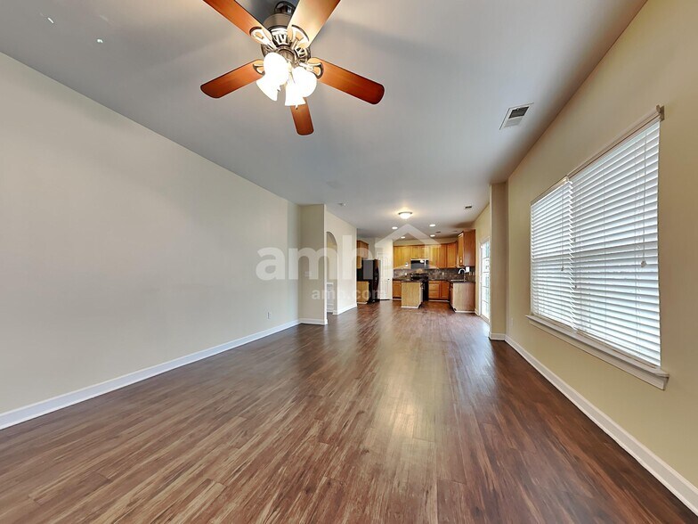 Building Photo - 2849 Watercrest Dr NW