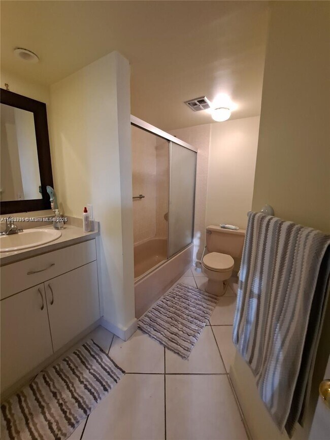 Building Photo - 7150 Indian Creek Dr