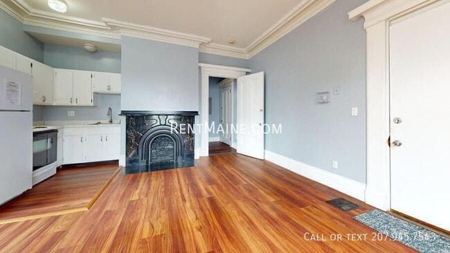 Building Photo - 62 State St