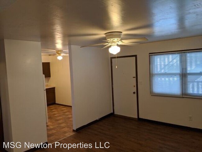 Building Photo - 1111 N 11th Ave E