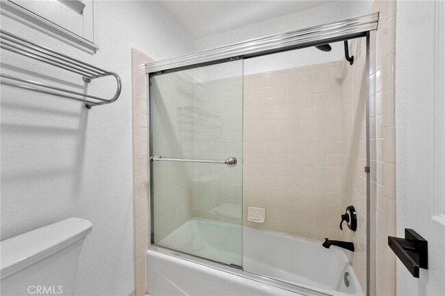 Building Photo - 1232 Meadow Ct