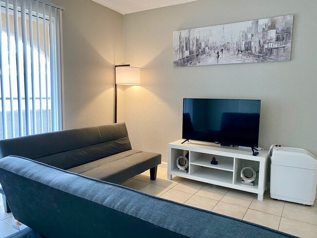 Building Photo - 211 Mission Laguna Ln