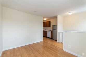 Building Photo - 1 br, 1 bath Triplex - 1616 WILLINGTON ST ...