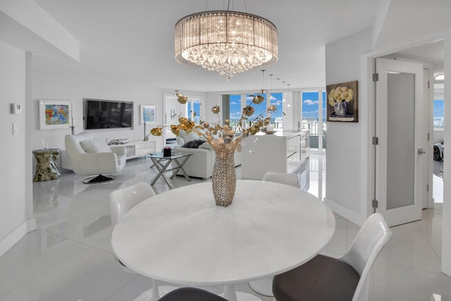 Building Photo - 500 S Ocean Blvd