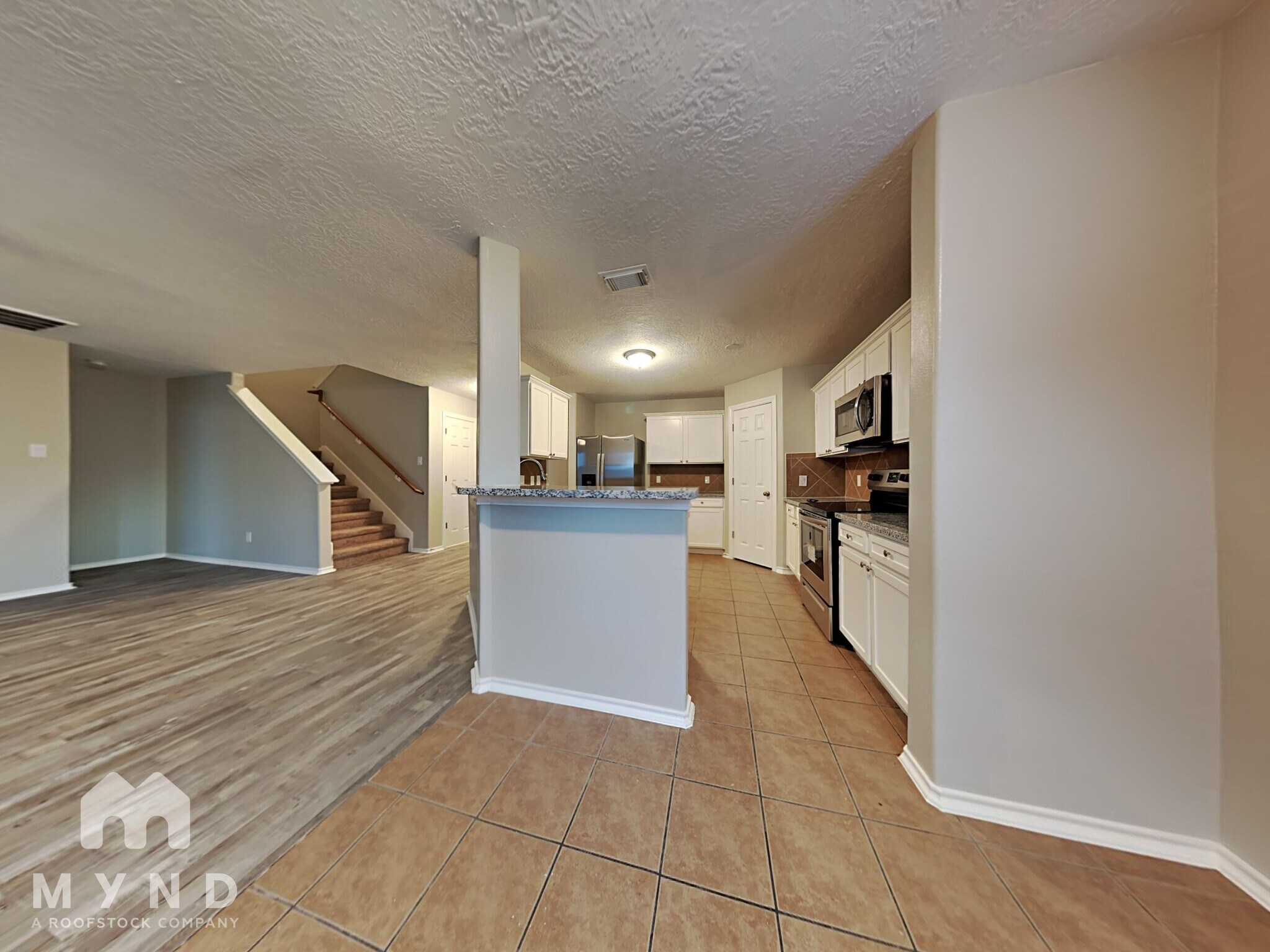 Building Photo - 10507 Scenic Cove Ct