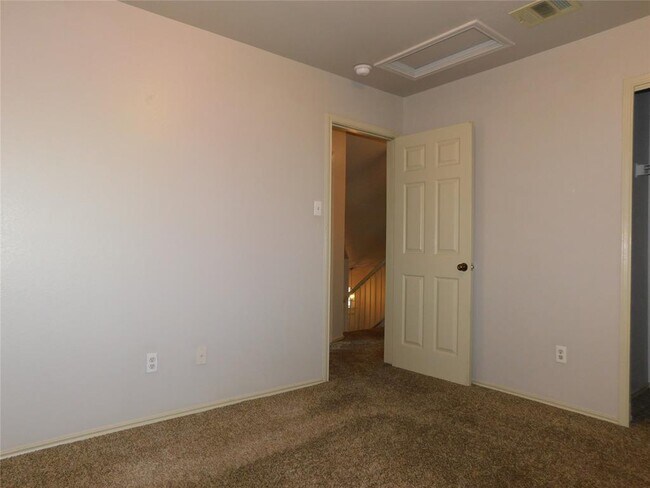Building Photo - 14813 Falling Stone Ln